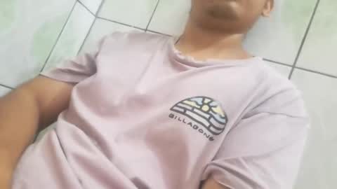 Snapshot of basic2001 chatting on November 1, 2025, 12:45 am Marcos online show from November 1, 2025, 12:45 am