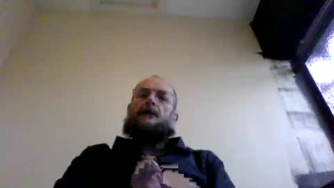 Snapshot of basiccamguy chatting on January 1, 2025, 9:39 am basiccamguy online show from January 1, 2025, 9:39 am