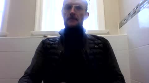 Snapshot of basiccamguy chatting on February 13, 2025, 11:06 am basiccamguy online show from February 13, 2025, 11:06 am