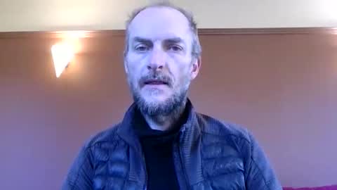 Snapshot of basiccamguy chatting on December 3, 2025, 8:45 am basiccamguy online show from December 3, 2025, 8:45 am