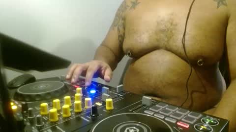 Snapshot of batorpapi chatting on February 19, 2026, 2:40 am Bator Papi online show from February 19, 2026, 2:40 am