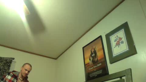 Snapshot of battlewolfxx chatting on December 14, 2024, 12:44 am battlewolfxx online show from December 14, 2024, 12:44 am