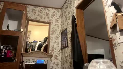 Snapshot of battlewolfxx chatting on January 5, 2025, 6:46 am battlewolfxx online show from January 5, 2025, 6:46 am