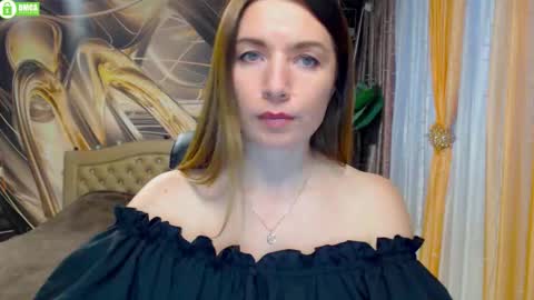bb__bonami_ online show from November 24, 2025, 2:06 pm
