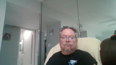 Snapshot of bbb1952 chatting on October 8, 2025, 2:04 pm Single Grandpa in Florida. Love to C2C and have Fun Privately online show from October 8, 2025, 2:04 pm