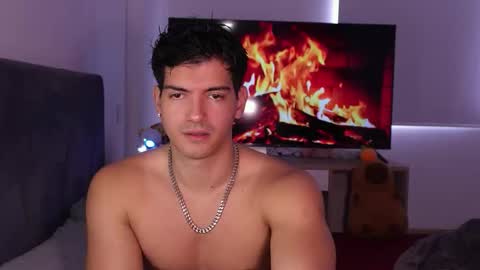 Valentino online show from February 8, 2026, 9:07 pm