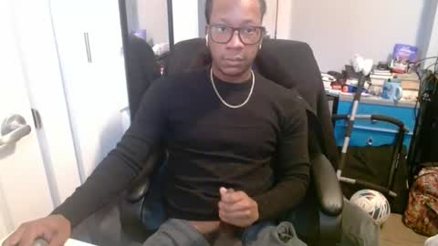 Snapshot of bbc_elrey chatting on February 11, 2026, 5:40 pm Racks online show from February 11, 2026, 5:40 pm