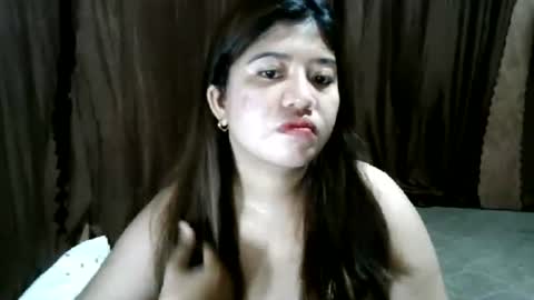 Snapshot of bbflower29 chatting on May 4, 2026, 7:10 pm bbflower29 online show from May 4, 2026, 7:10 pm