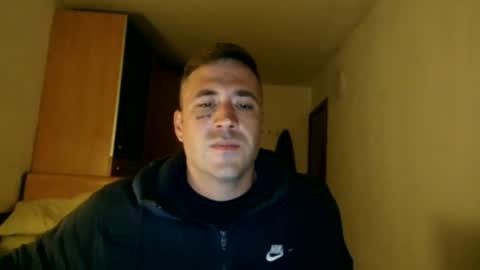 BB Namelezz online show from October 24, 2025, 5:42 pm