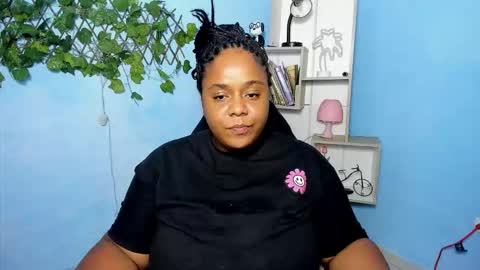 Charlote online show from November 28, 2025, 12:08 pm