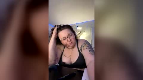bbwfl online show from July 22, 2026, 2:03 am