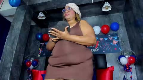 Snapshot of bbwlatina01 chatting on July 2, 2026, 12:11 pm Bbwlatina01 online show from July 2, 2026, 12:11 pm