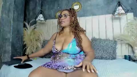 Snapshot of bbwlatina01 chatting on July 17, 2026, 11:50 am Bbwlatina01 online show from July 17, 2026, 11:50 am