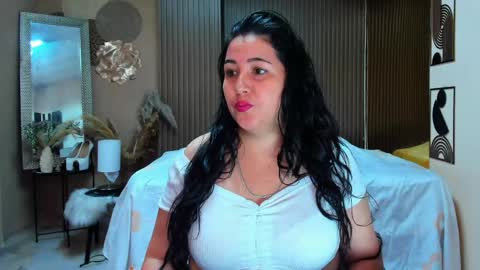 bbwluxurymuse online show from June 6, 2026, 11:48 am