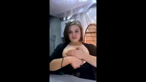 PlushiePrincess online show from May 22, 2026, 2:40 am