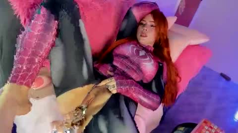 Snapshot of bbybeats chatting on November 19, 2025, 5:46 pm bbybeats online show from November 19, 2025, 5:46 pm