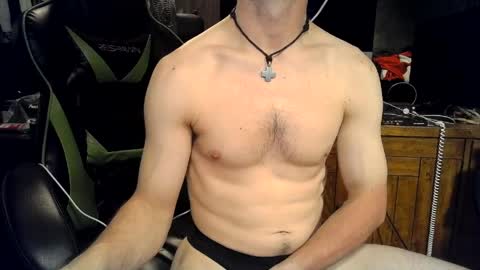 bchillin28 online show from March 27, 2026, 2:28 am