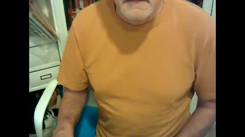 Snapshot of bcn1959 chatting on March 5, 2025, 6:01 am bcn1959 online show from March 5, 2025, 6:01 am