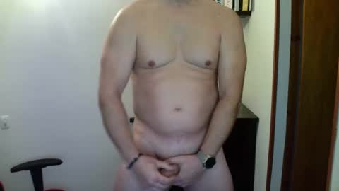 Snapshot of bcndan chatting on December 3, 2024, 5:45 pm bcndan online show from December 3, 2024, 5:45 pm