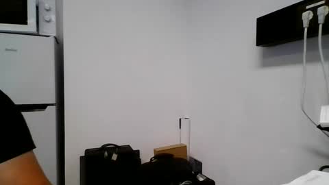 Snapshot of bdsm_s chatting on July 20, 2026, 5:33 am bdsm_s online show from July 20, 2026, 5:33 am