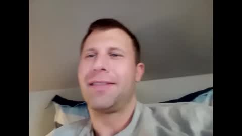 Snapshot of bdub809 chatting on January 18, 2025, 3:16 pm Bdub809 online show from January 18, 2025, 3:16 pm