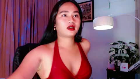 Marie  online show from February 28, 2025, 10:41 am