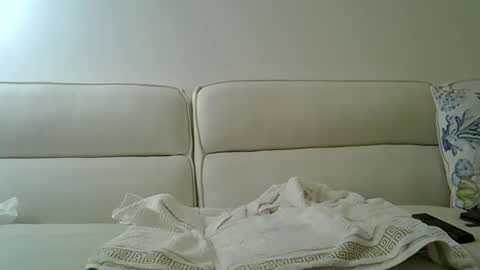 Snapshot of beachlover39 chatting on May 6, 2026, 2:40 am Beachlover39 online show from May 6, 2026, 2:40 am