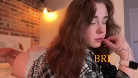 kim3 INDEPENDENT MODEL online show from February 5, 2025, 8:04 pm