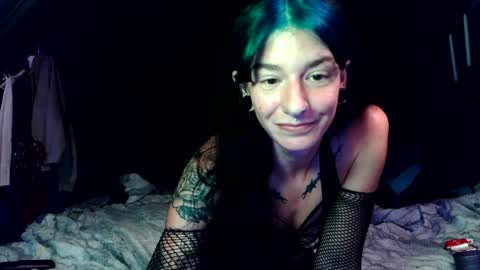 Snapshot of beanflicker4200 chatting on July 14, 2026, 12:24 am Beanflicker4200 online show from July 14, 2026, 12:24 am
