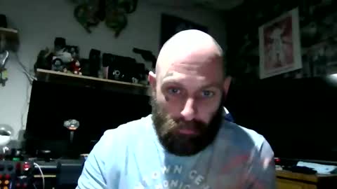 Snapshot of beardednjuicycock chatting on February 16, 2026, 7:26 am beardednjuicycock online show from February 16, 2026, 7:26 am