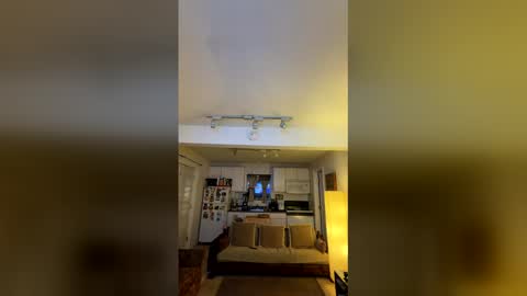 bearmeat4you online show from December 20, 2025, 7:37 am