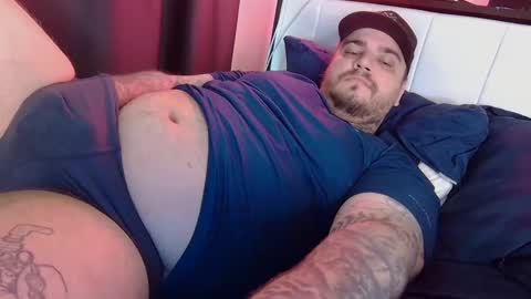 Snapshot of bearway30 chatting on December 15, 2024, 11:20 pm Bearway31 online show from December 15, 2024, 11:20 pm