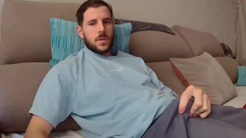 Snapshot of beastcumcam chatting on January 18, 2025, 3:27 pm beastcumcam online show from January 18, 2025, 3:27 pm