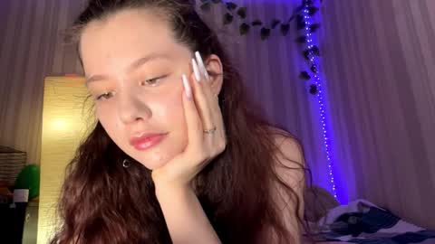 Snapshot of beataschielke chatting on February 25, 2026, 12:04 pm Bella online show from February 25, 2026, 12:04 pm