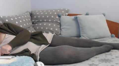 Snapshot of beatrice26 chatting on December 13, 2024, 2:49 pm beatrice26 online show from December 13, 2024, 2:49 pm