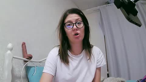 Snapshot of beatricetender chatting on December 10, 2024, 5:28 am BeatriceTender online show from December 10, 2024, 5:28 am