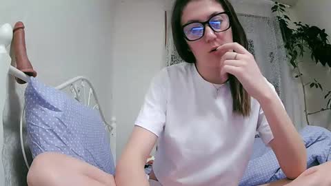 Snapshot of beatricetender chatting on February 6, 2025, 8:02 pm BeatriceTender online show from February 6, 2025, 8:02 pm