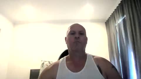 Snapshot of beatsboy87 chatting on January 19, 2025, 4:01 am beatsboy87 online show from January 19, 2025, 4:01 am