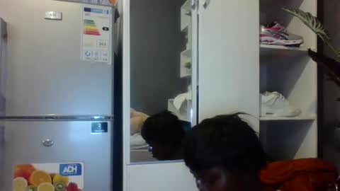 Snapshot of beautie699392 chatting on February 11, 2025, 12:58 pm Lil stunner online show from February 11, 2025, 12:58 pm