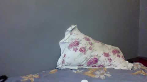 Snapshot of beautie699392 chatting on March 4, 2025, 8:57 am Lil stunner online show from March 4, 2025, 8:57 am