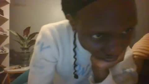 Snapshot of beautie699392 chatting on September 14, 2025, 6:51 pm Lil stunner online show from September 14, 2025, 6:51 pm