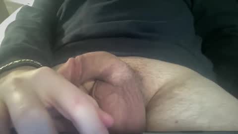 beauties12 online show from February 8, 2026, 8:01 pm