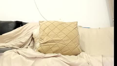 Snapshot of beautiful_hardcock chatting on December 4, 2025, 8:12 am Katalina online show from December 4, 2025, 8:12 am