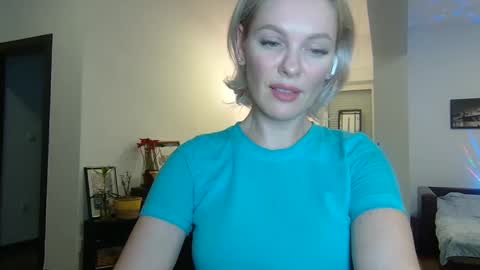 Beautifulkollette online show from January 6, 2025, 6:31 pm