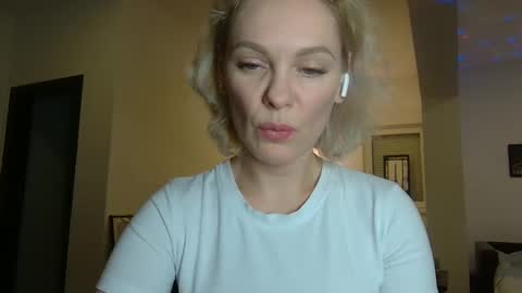 Beautifulkollette online show from January 11, 2025, 4:14 pm