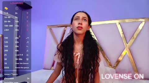 Snapshot of beautifulskinny18 chatting on December 28, 2024, 2:01 am Shalom  online show from December 28, 2024, 2:01 am