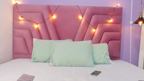 Shalom  online show from February 10, 2026, 8:24 pm