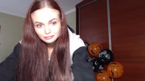 Maria online show from October 9, 2025, 9:29 am