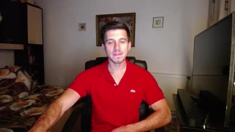 Snapshot of beauty_hard_beast chatting on October 8, 2025, 4:04 pm Mia and Jake online show from October 8, 2025, 4:04 pm