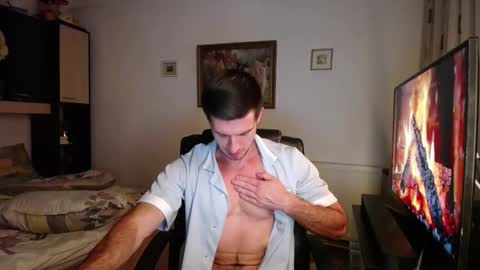 Snapshot of beauty_hard_beast chatting on October 10, 2025, 12:31 am Mia and Jake online show from October 10, 2025, 12:31 am